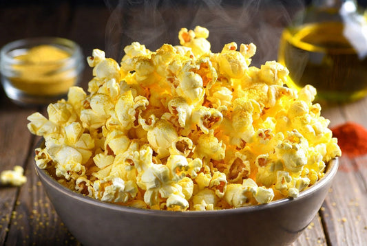 Popcorn mit Hefeflocken – der gesunde Snack-Hack